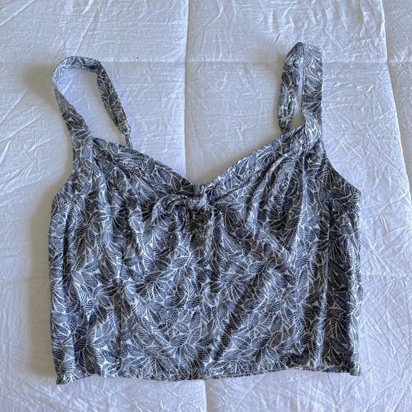 Hollister Tie Crop Top - Picture 1 of 2